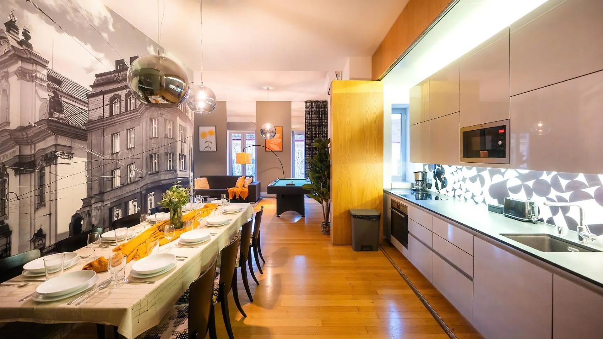 Billionaires Boutique Residence & Premium Suites, Old Town Prague Apartment
