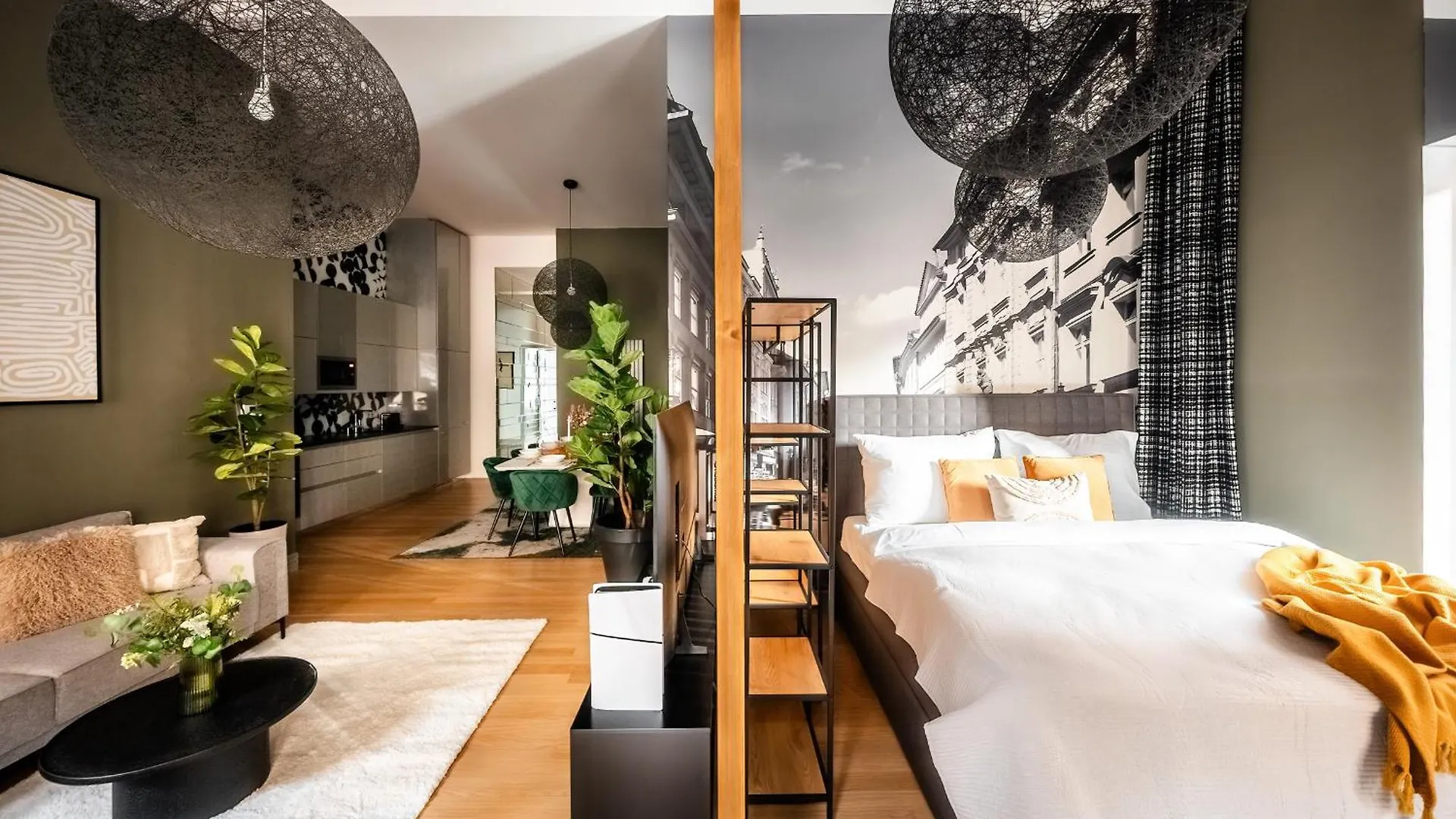 Billionaires Boutique Residence & Premium Suites, Old Town Prague Apartment