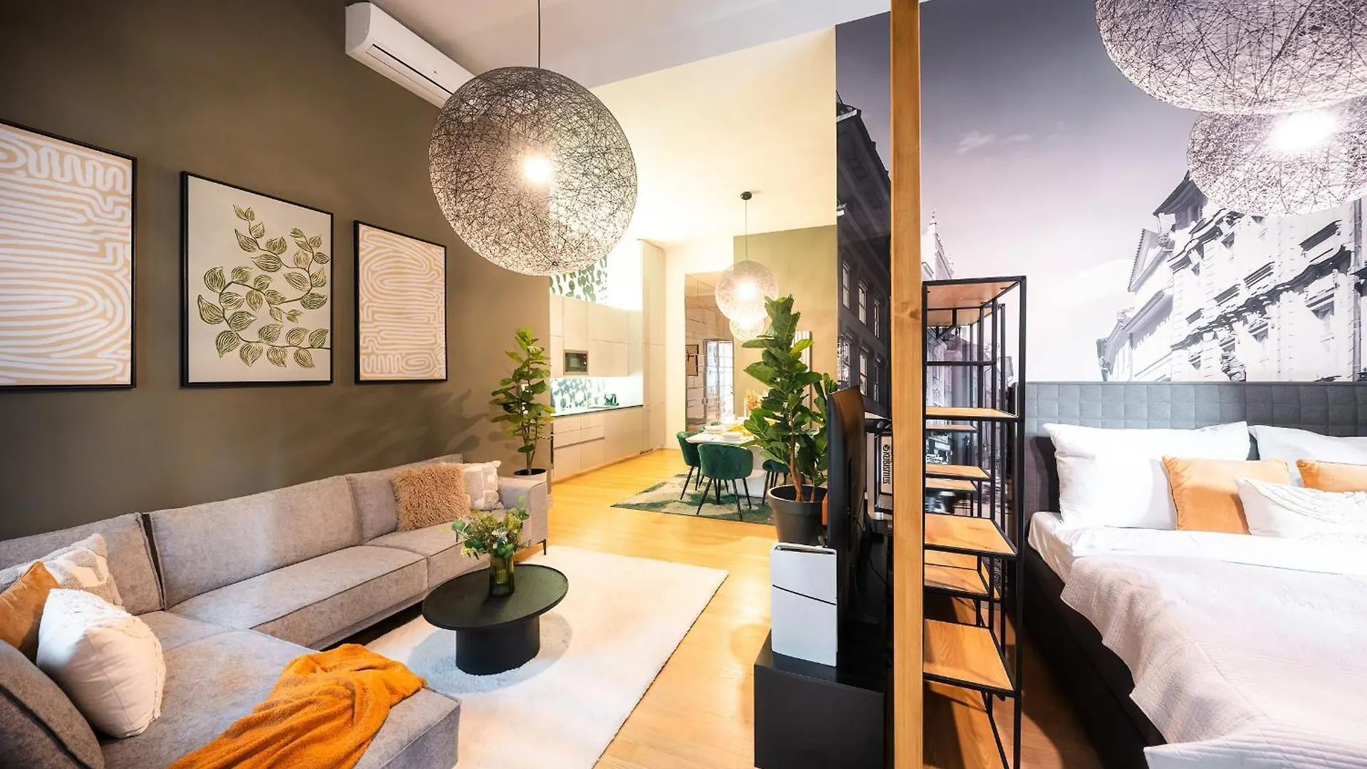 Billionaires Boutique Residence & Premium Suites, Old Town Prague Apartment