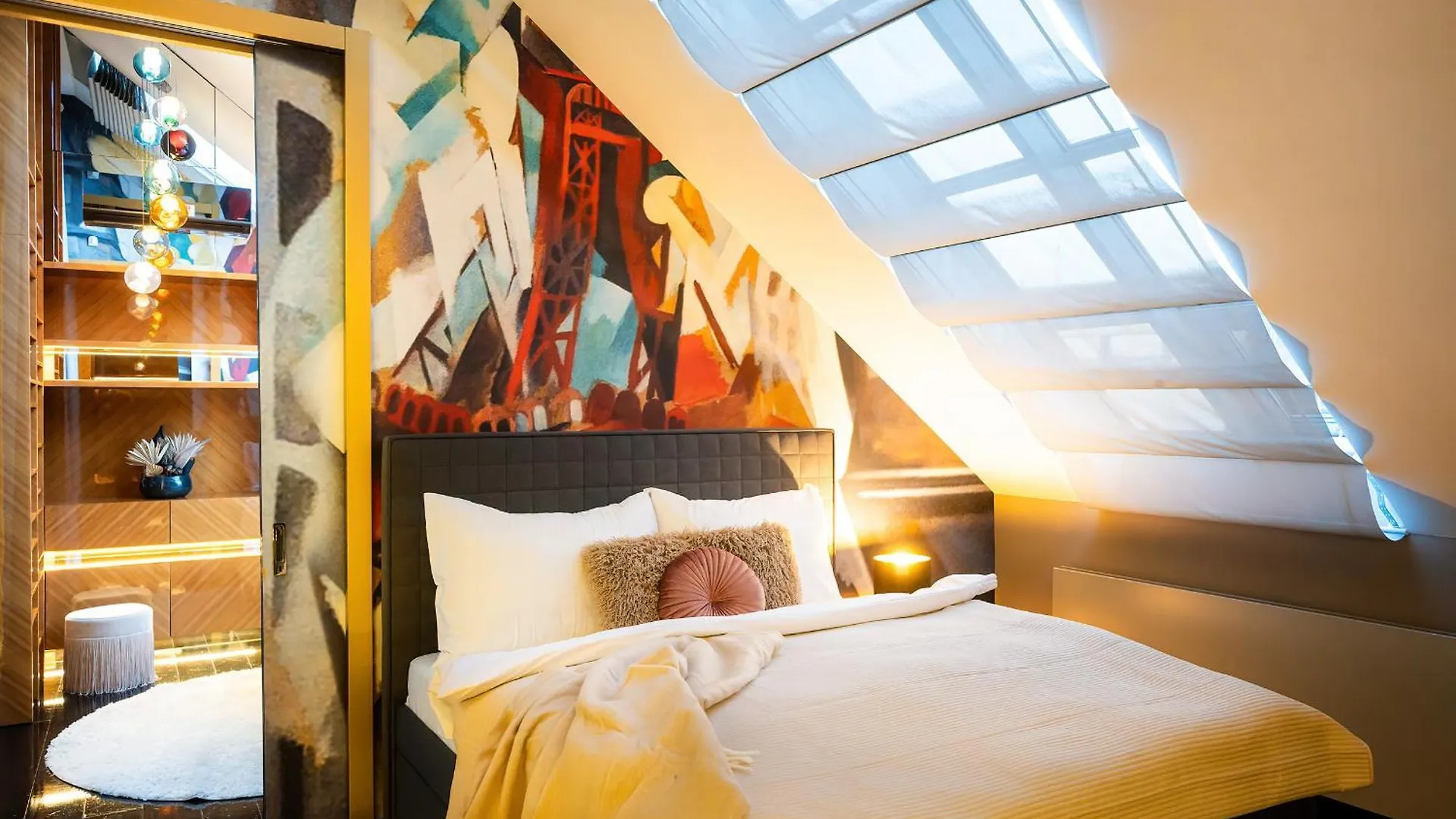 Billionaires Boutique Residence & Premium Suites, Old Town Prága 0*,